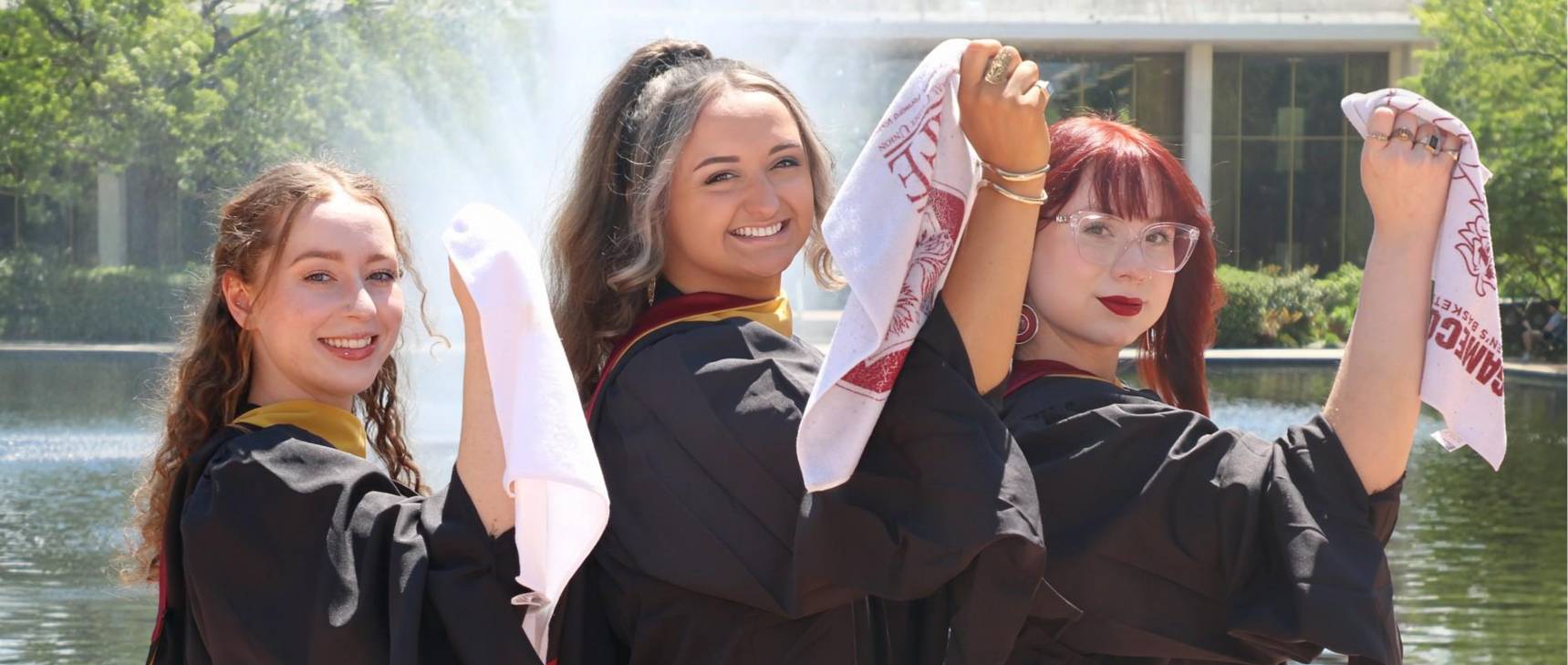 students with rally towels
